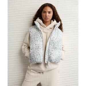 NWT American Eagle Cropped Puffer Vest Women's Large Leopard Gray White